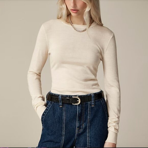 NEW NWT J. Crew Carolyn fitted crewneck sweater in merino wool Color: Black - Picture 2 of 2